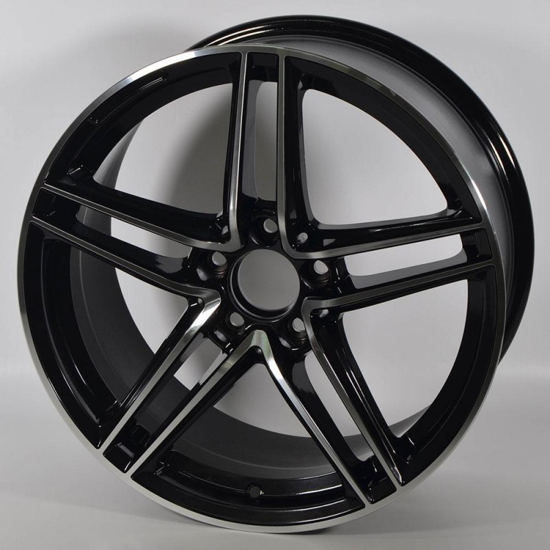 STUTGART MB561 8X18 5X112 ET45 66.6 PULIDA NEGRA