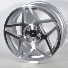 COSMO 8.5X18 5X112 ET35 66.45 SILVER POLISHED