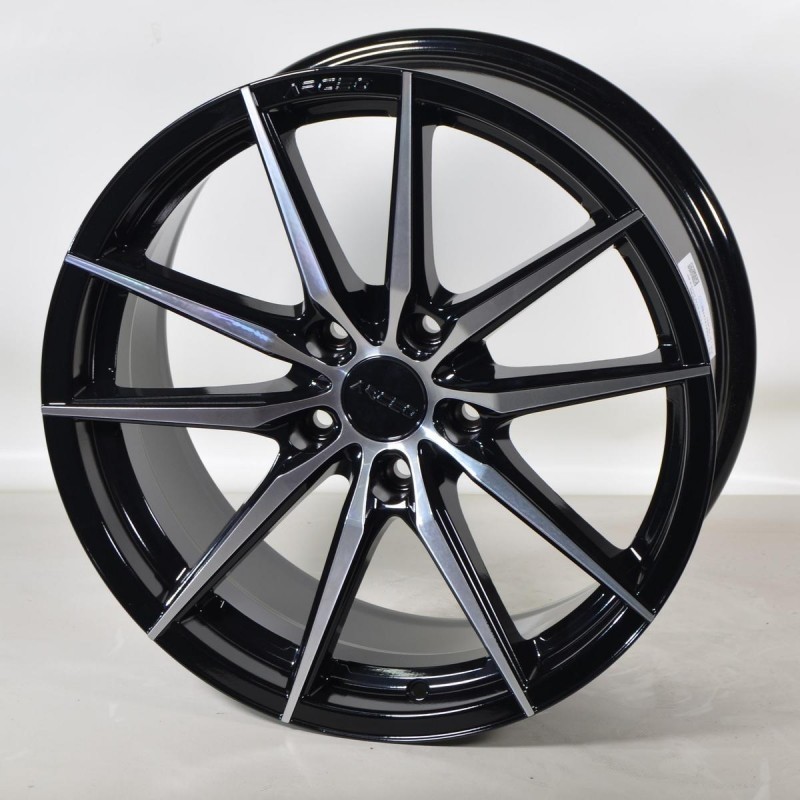 MONACO 9X18 5X120 ET40 72,6 BLACK POLISHED