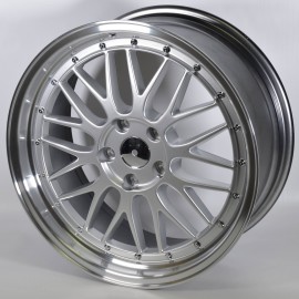 Llanta jw125 8.5x19 5x120...