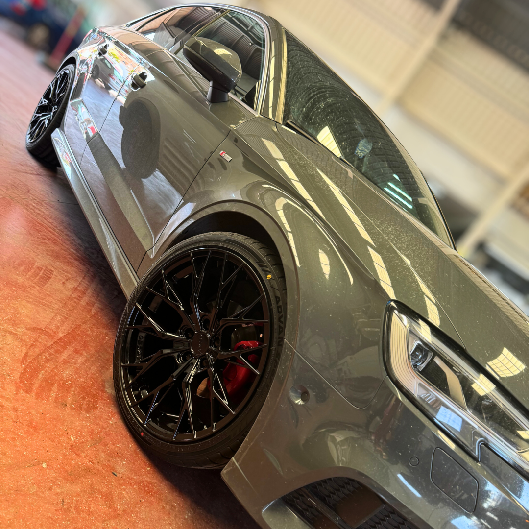 Audi A3 con llantas Concaver CVR1 - foto 1