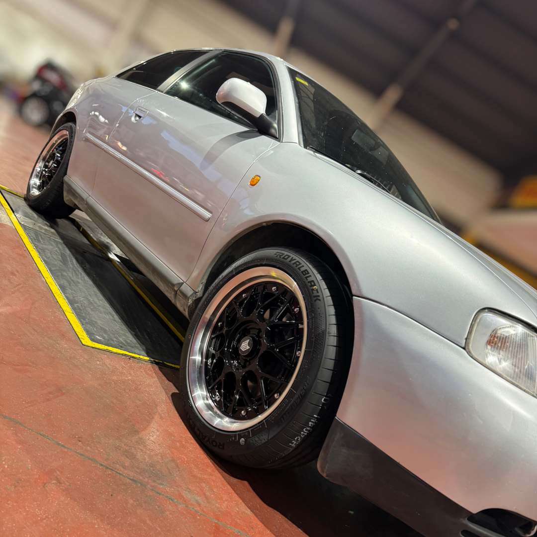 Audi A3 con llantas Fox Wheels Hiro - foto 2